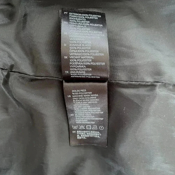 H&M Blue Quilted Puffer Sleeveless Vest Men 44R, 2 Zip Pockets - Picture 13 of 14